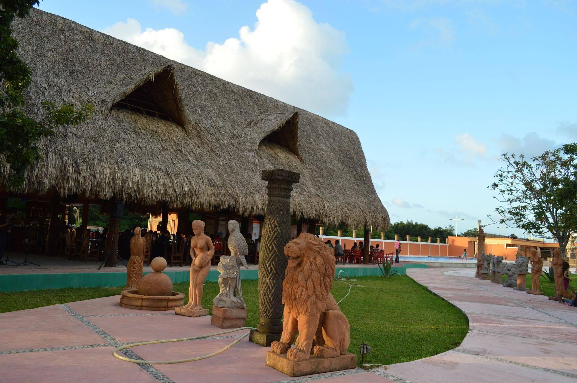 Hotel Hacienda Ixtlan Cozumel Exterior foto